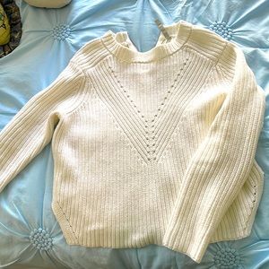 Short winter white guess sweater sporty look with accents in stitching,